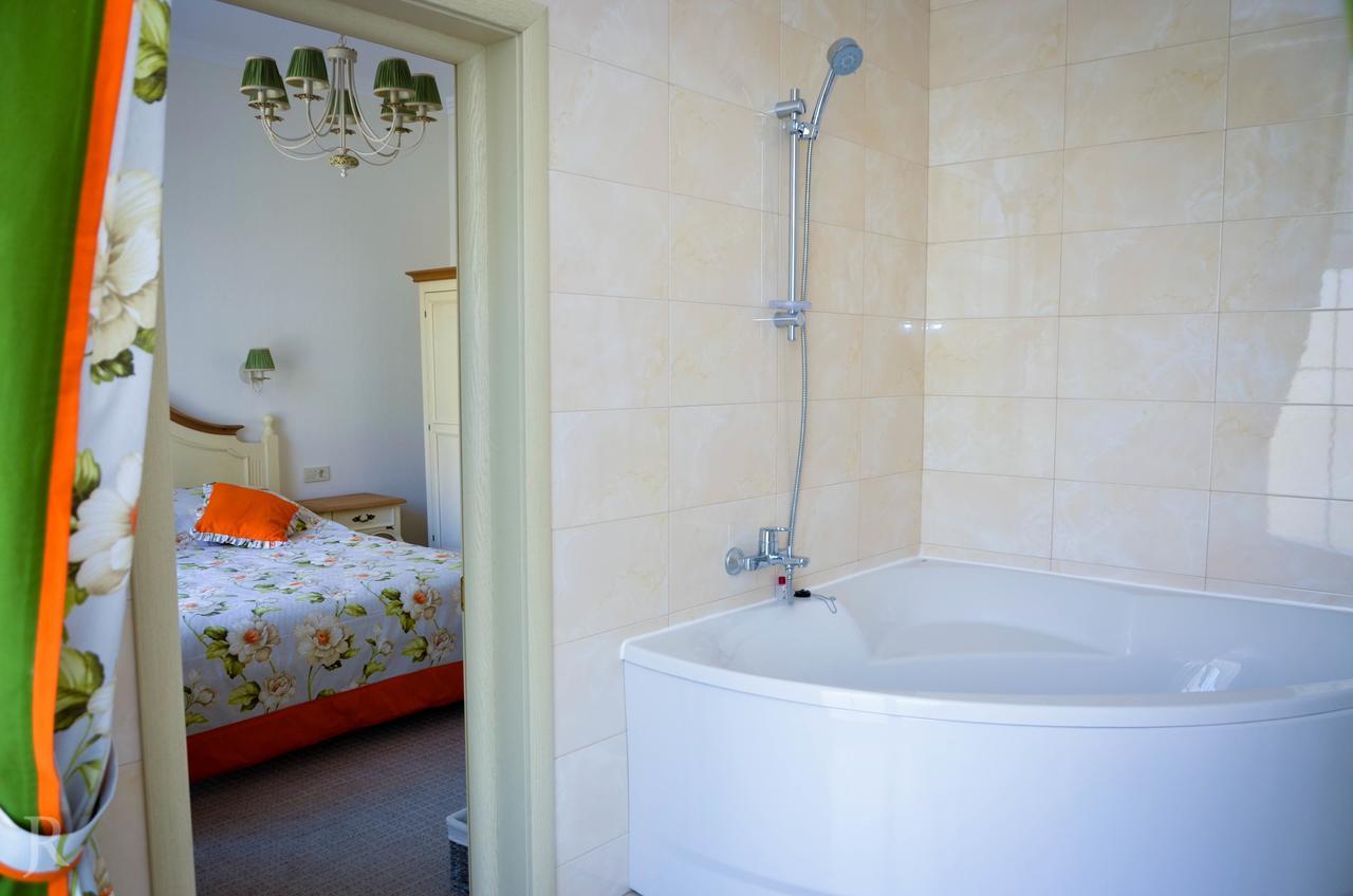 Hotel Maman Oldenburg Bagian luar foto